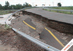 300x210xhigway-collapse.jpg.pagespeed.ic.jVB1-tDWOg