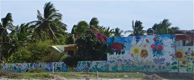 The painting on the side of Casa Flora is complete. Looks good.