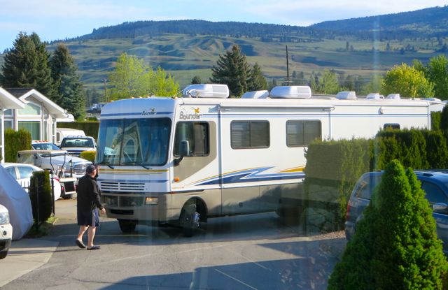 Meanwhile the next morning they slid their motorhome onto their site smooth as butter.
