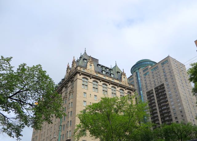 Our destination was the Fort Gary Hotel which is only one year older than Mommio. It is the one on the left but take note of the building on the right.