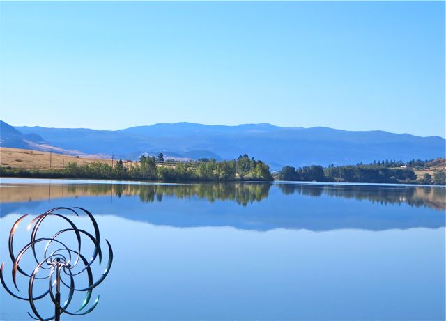 For the first time on over 2 weeks we had a sunny blue sky day witn no smoke.