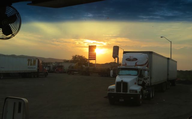 Sunrise at our special Pemex overnight. See comments on last post as to the coordinates. Be sure you park behind the building or you might bet boxed in by the semi's. It was the quietest Pemex we have stayed in.