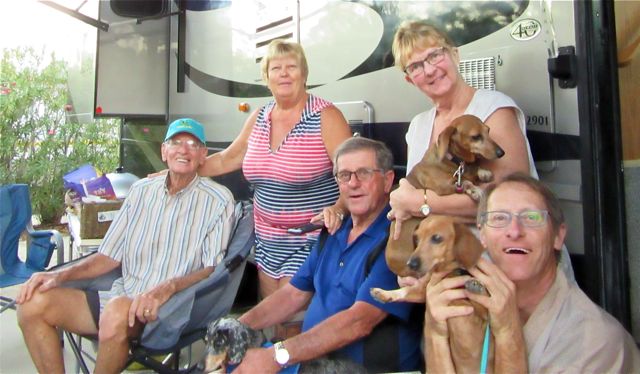 Just a few hours agor we had an Isla reunion here in Palm Springs.